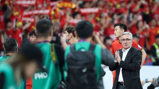 武磊两针封闭后遗症恶化,国足进攻断崖式下滑