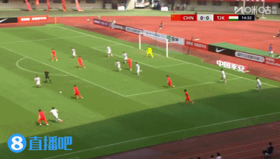 U23国足半场0-0塔吉克斯坦：向余望两度造险，鲍盛鑫上抢封堵险破门