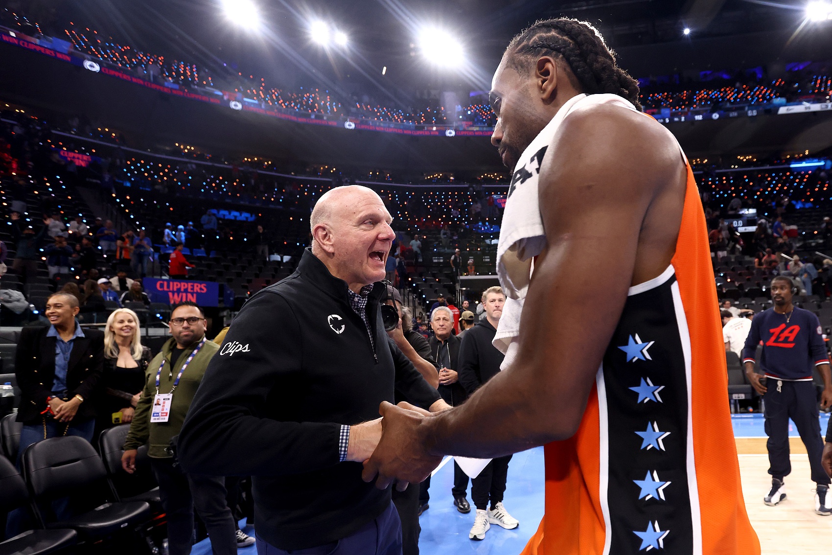 ESPN：萧华无意因舆论施压处罚快船 伦纳德阴阳合同案调查近尾声
