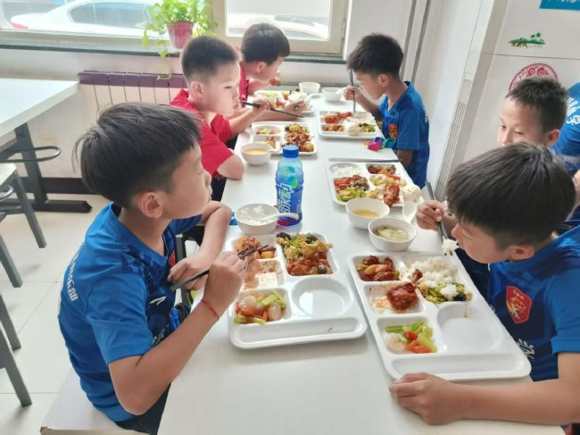 无排名无锦标,2026天坛杯青少年足球交流:四队循环赛,胜负非重点 无排名无锦标,2026天坛杯青少年足球交流:四队循环赛,胜负非重点