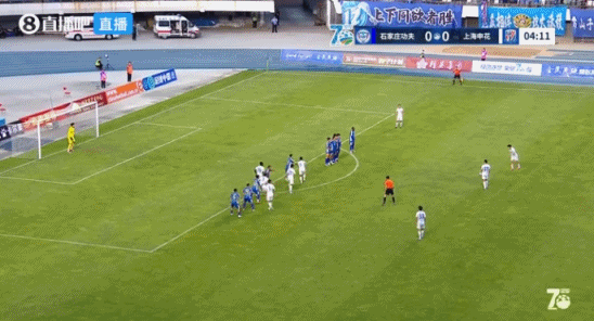 阿苏埃头槌回归首球 申花半场1-0领先石家庄