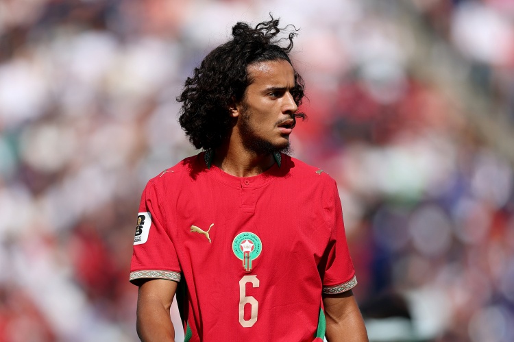 穆帅回归首胜 皇马4-1莱加内斯;FIFA成立200亿美元商业实体遭欧足联炮轰;曼奇尼二进宫救火意大利 穆帅回归首胜 皇马4-1莱加内斯;FIFA成立200亿美元商业实体遭欧足联炮轰;曼奇尼二进宫救火意大利