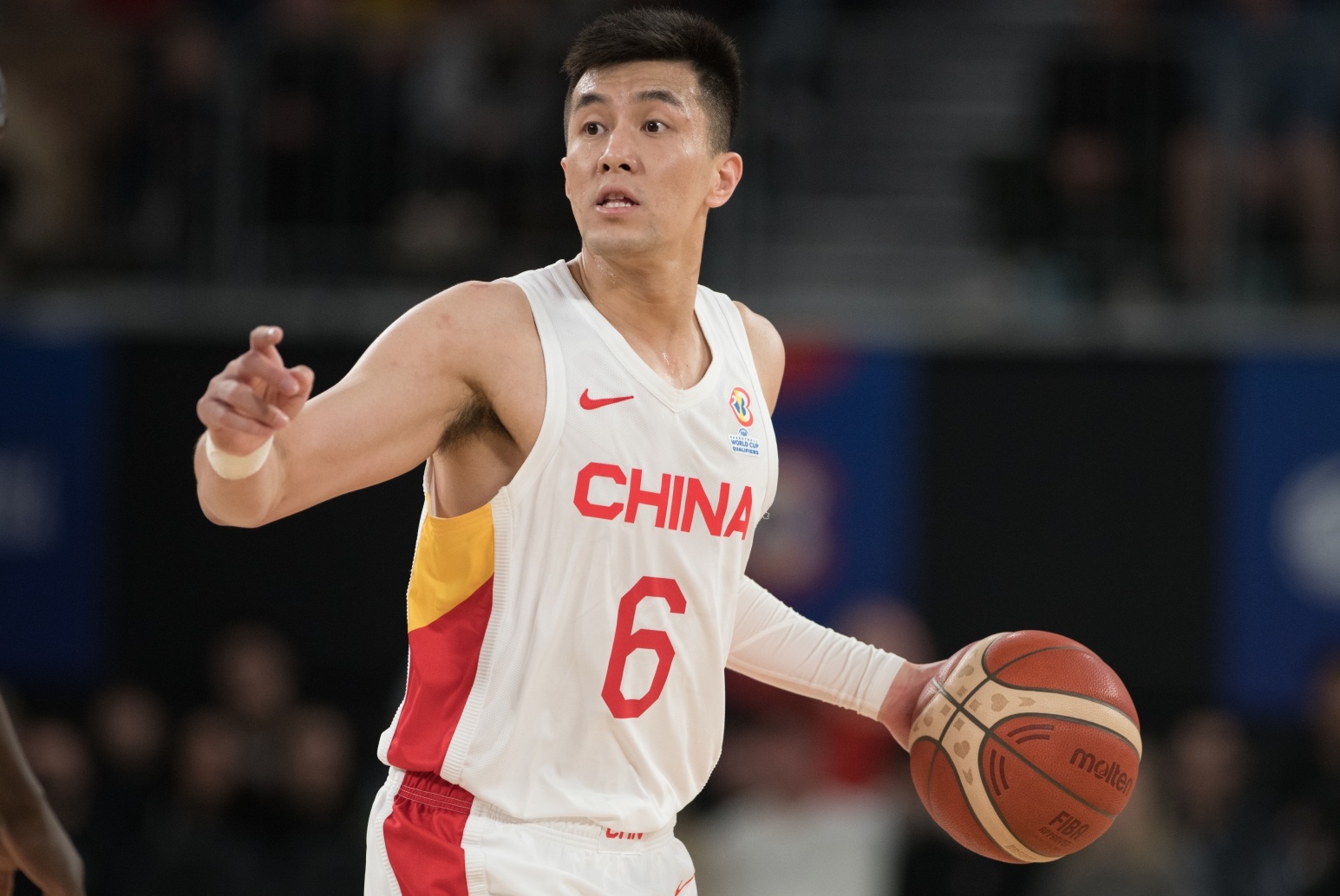 明天凌晨0点中国男篮客场VS卡塔尔!郭艾伦将作为嘉宾解说该比赛